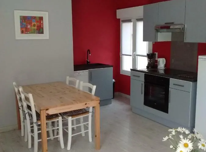 Le Grenier A Grain Cherisey